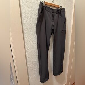Duluth Trading Gray Women’s Black Hills Water Repellent Winter Pants Size 10 X31